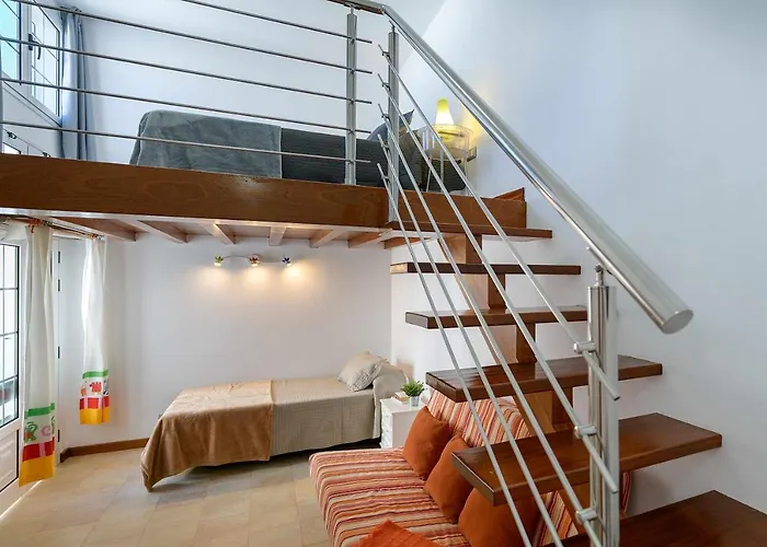 Semesterbostad Casa Marilia La Santa